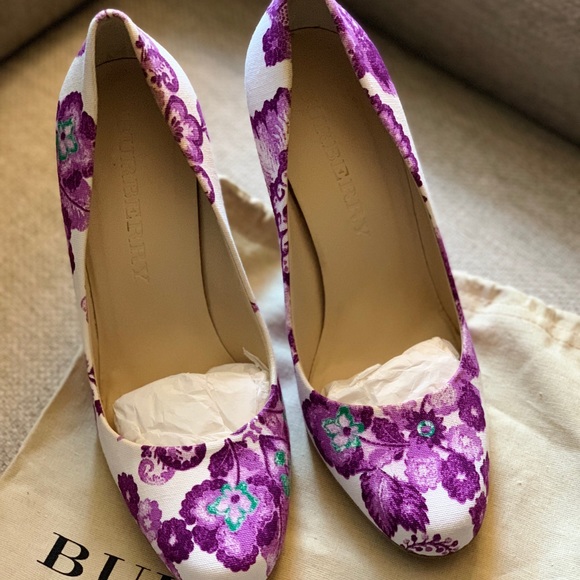 Burberry floral print high heels - Picture 2 of 7